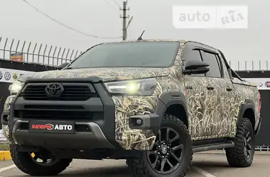 Toyota Hilux 2021 - пробег 6 тыс. км