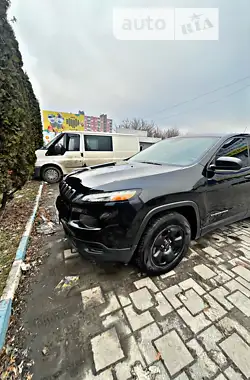 Jeep Cherokee 2013 - пробіг 225 тис. км