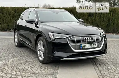 Audi e-tron  2019 - пробіг 33 тис. км