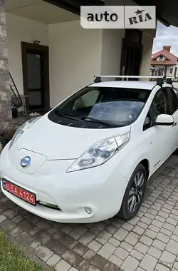 Nissan Leaf 2014 - пробег 145 тыс. км