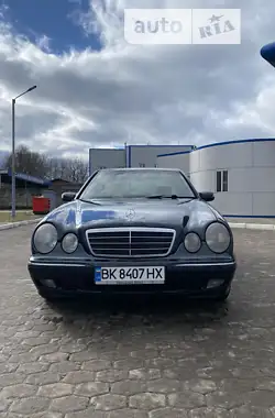 Mercedes-Benz E-Class 1999 - пробіг 500 тис. км