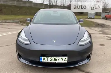 Tesla Model 3 2018 - пробіг 112 тис. км