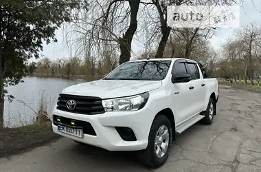 Toyota Hilux 2019 - пробег 99 тыс. км