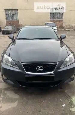 Lexus IS 2007 - пробег 313 тыс. км