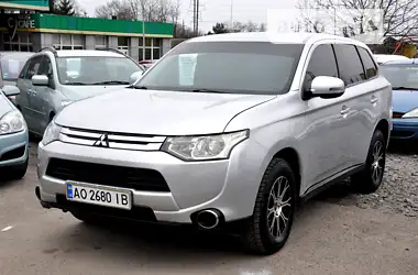 Mitsubishi Outlander 2014 - пробіг 200 тис. км