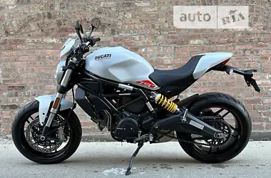 Ducati Monster 797 Plus 2019 - пробег 12 тыс. км