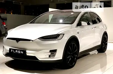 Tesla Model X 2020 - пробіг 51 тис. км