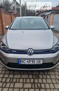 Volkswagen Golf 2016 - пробіг 95 тис. км