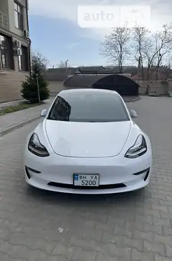 Tesla Model 3 2019 - пробіг 58 тис. км
