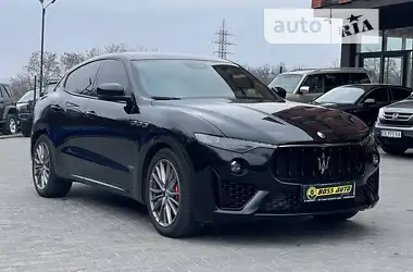 Maserati Levante 2019 - пробіг 42 тис. км