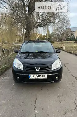 Dacia Sandero 2009 - пробіг 209 тис. км