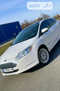 Ford Focus 2013 - пробег 75 тыс. км