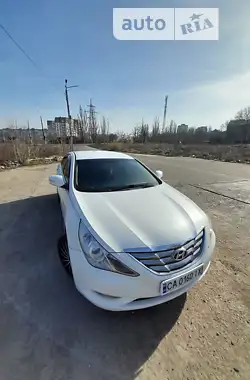 Hyundai Sonata 2011 - пробег 220 тыс. км