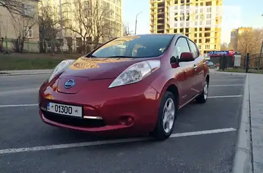 Nissan Leaf 2014 - пробіг 100 тис. км
