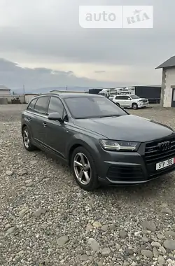 Audi Q7 2018 - пробіг 220 тис. км