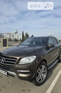 Mercedes-Benz M-Class 2012 - пробег 264 тыс. км