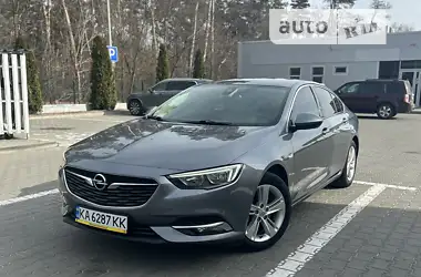 Opel Insignia 2017 - пробіг 85 тис. км