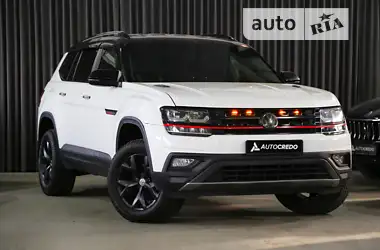 Volkswagen Atlas 2017 - пробег 130 тыс. км