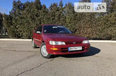 Toyota Corolla 1996 - пробег 380 тыс. км