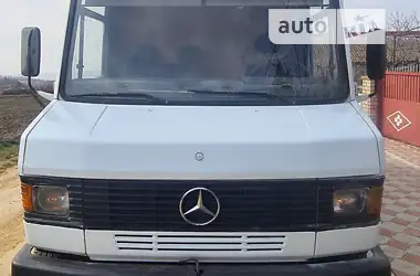 Mercedes-Benz T2 1994 - пробег 450 тыс. км