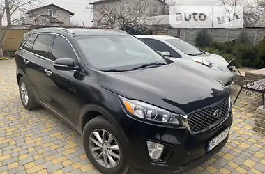 Kia Sorento 2015 - пробег 180 тыс. км