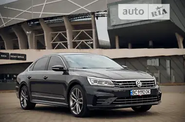 Volkswagen Passat 2016 - пробіг 122 тис. км