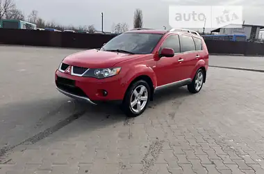 Mitsubishi Outlander XL 2008 - пробег 208 тыс. км