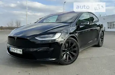 Tesla Model X 2022 - пробіг 5 тис. км