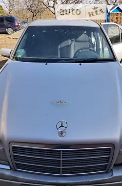 Mercedes-Benz C-Class 1994 - пробіг 270 тис. км