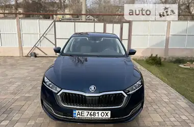 Skoda Octavia 2021 - пробіг 13 тис. км