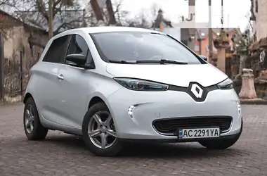 Renault Zoe 2013 - пробег 156 тыс. км