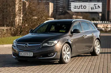 Opel Insignia 2013 - пробіг 240 тис. км