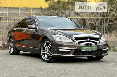 Mercedes-Benz S-Class 2010 - пробег 179 тыс. км