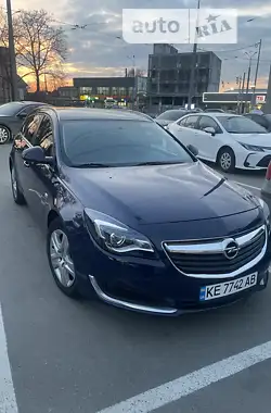 Opel Insignia  2014 - пробіг 245 тис. км