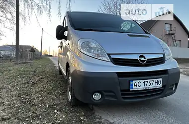 Opel Vivaro 2014 - пробіг 272 тис. км