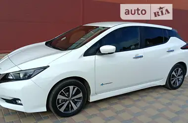 Nissan Leaf 2018 - пробег 78 тыс. км