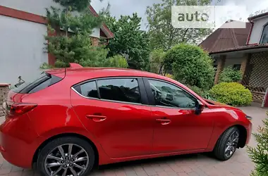 Mazda 3 2018 - пробег 50 тыс. км