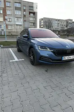 Skoda Octavia 2021 - пробег 72 тыс. км