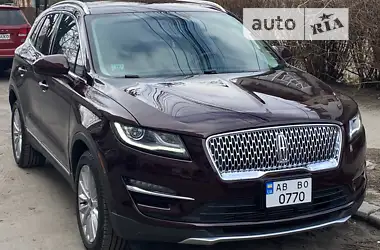 Lincoln MKC 2019 - пробіг 77 тис. км