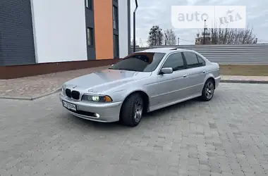 BMW 5 Series 2002 - пробіг 358 тис. км