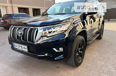 Toyota Land Cruiser Prado 2019 - пробег 179 тыс. км