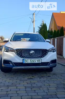 MG ZS EV 2020 - пробег 14 тыс. км