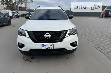 Nissan Pathfinder 2019 - пробіг 113 тис. км