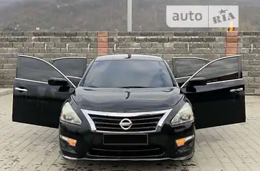 Nissan Altima 2012 - пробіг 161 тис. км