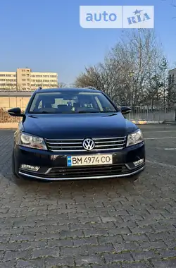 Volkswagen Passat 2012 - пробег 315 тыс. км
