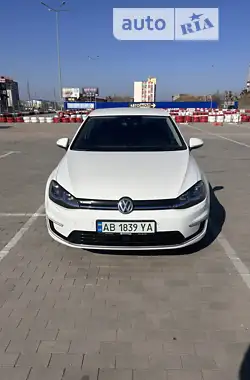 Volkswagen e-Golf  2017 - пробіг 140 тис. км