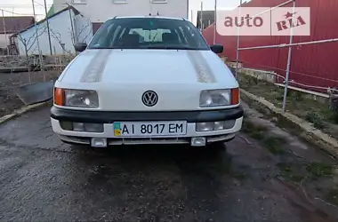 Volkswagen Passat 1993 - пробег 545 тыс. км