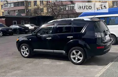 Mitsubishi Outlander 2008 - пробег 220 тыс. км