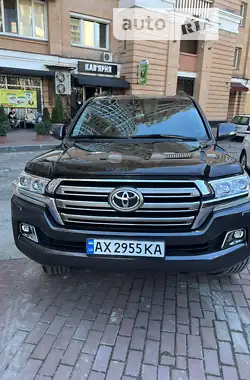 Toyota Land Cruiser 2016 - пробіг 134 тис. км