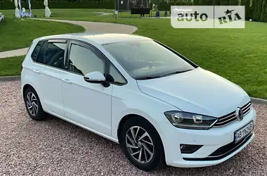 Volkswagen Golf Sportsvan  2017 - пробег 200 тыс. км